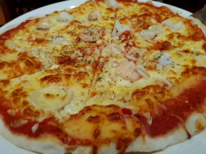 セブのイタリア料理レストラン Michelangeloのめちゃウマ Pizza